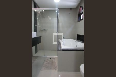 Casa para alugar com 160m², 2 quartos e 4 vagasBanheiro da Suíte