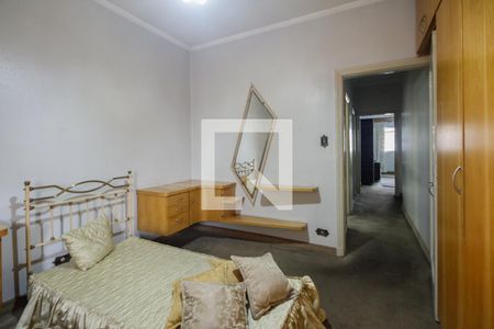 Casa à venda com 251m², 2 quartos e 6 vagasQuarto 2