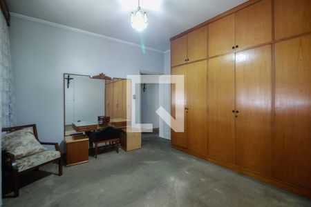 Casa à venda com 251m², 2 quartos e 6 vagasQuarto 1