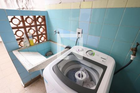 Casa à venda com 88m², 2 quartos e 2 vagas Casa à venda com 88m², 2 quartos e 2 vagasLavanderia