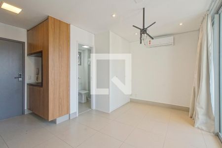 Sala/Quarto de apartamento para alugar com 1 quarto, 30m² em Pinheiros, São Paulo