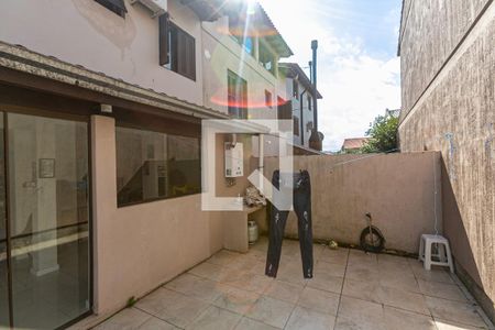 Casa à venda com 193m², 4 quartos e 1 vagaÁrea de Serviço