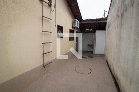 Casa de condomínio para alugar com 72m², 2 quartos e 2 vagasQuintal