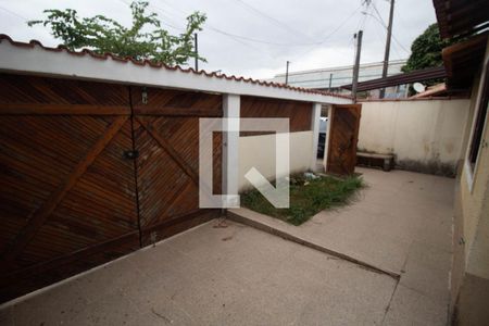 Casa de condomínio para alugar com 72m², 2 quartos e 2 vagasQuintal