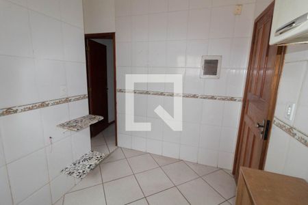 Casa de condomínio para alugar com 72m², 2 quartos e 2 vagasCozinha