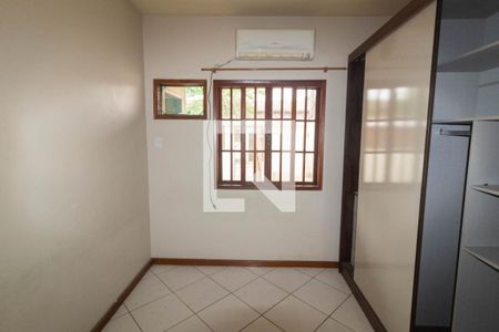 Quarto  de casa de condomínio para alugar com 2 quartos, 72m² em Vila Maria Helena, Duque de Caxias