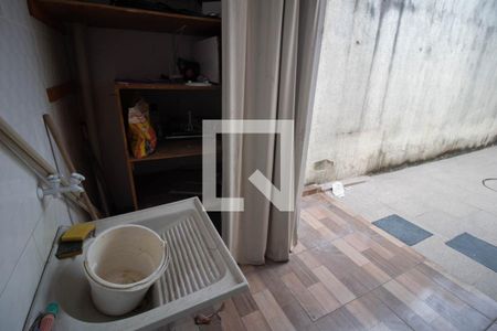 Casa de condomínio para alugar com 72m², 2 quartos e 2 vagasÁrea de Serviço