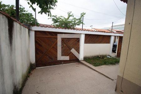 Casa de condomínio para alugar com 72m², 2 quartos e 2 vagasQuintal