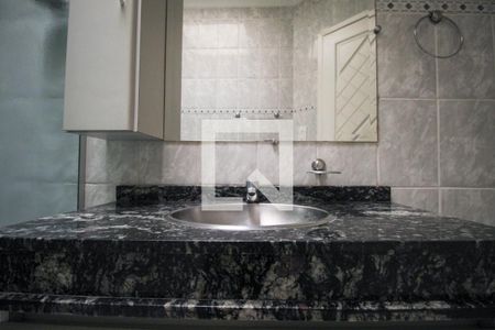 Casa de condomínio para alugar com 60m², 2 quartos e 1 vagaBanheiro