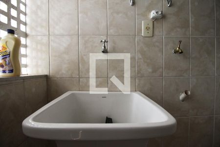 Casa de condomínio para alugar com 60m², 2 quartos e 1 vagaÁrea de Serviço