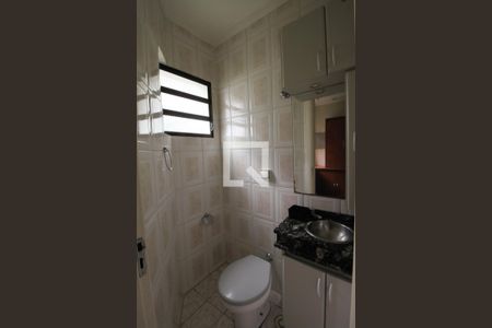 Lavabo de casa de condomínio para alugar com 2 quartos, 60m² em Vila Alpina, São Paulo