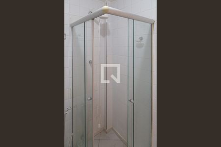 Banheiro de kitnet/studio para alugar com 1 quarto, 30m² em Santa Cecília, São Paulo