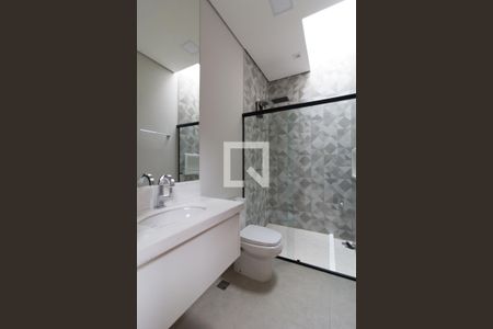 Casa de condomínio para alugar com 260m², 3 quartos e 4 vagas Casa de condomínio para alugar com 260m², 3 quartos e 4 vagasBanheiro social