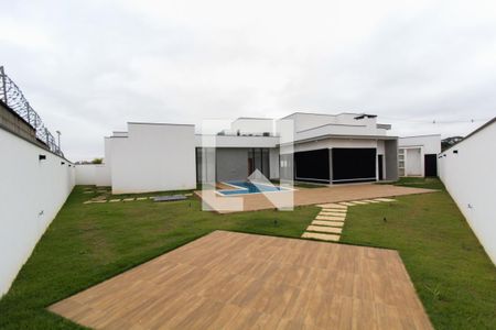 Casa de condomínio para alugar com 260m², 3 quartos e 4 vagas Casa de condomínio para alugar com 260m², 3 quartos e 4 vagasQuintal