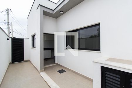 Casa de condomínio para alugar com 260m², 3 quartos e 4 vagas Casa de condomínio para alugar com 260m², 3 quartos e 4 vagasQuintal