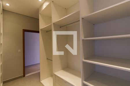 Casa de condomínio para alugar com 260m², 3 quartos e 4 vagas Casa de condomínio para alugar com 260m², 3 quartos e 4 vagasCloset