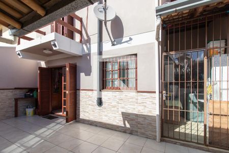 Casa de condomínio à venda com 178m², 3 quartos e 1 vaga Casa de condomínio à venda com 178m², 3 quartos e 1 vagaQuintal