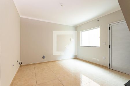 Sala  de casa de condomínio para alugar com 2 quartos, 70m² em Parque Boturussu, São Paulo