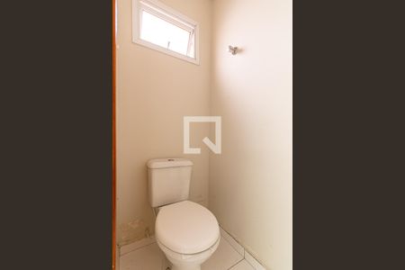 Lavabo  de casa de condomínio para alugar com 2 quartos, 70m² em Parque Boturussu, São Paulo