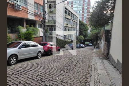 Apartamento para alugar com 64m², 2 quartos e 1 vaga Apartamento para alugar com 64m², 2 quartos e 1 vagaVista da Rua