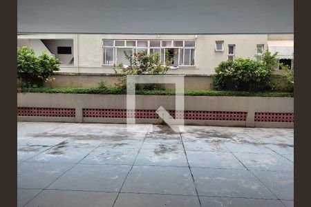 Apartamento para alugar com 64m², 2 quartos e 1 vaga Apartamento para alugar com 64m², 2 quartos e 1 vagaÁrea Comum - Playground
