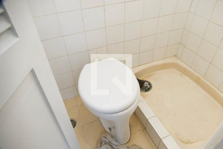 Apartamento para alugar com 64m², 2 quartos e 1 vaga Apartamento para alugar com 64m², 2 quartos e 1 vagaBanheiro serviço