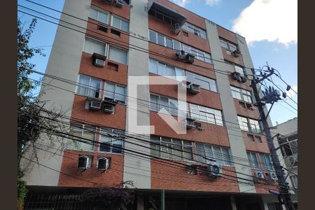 Apartamento para alugar com 64m², 2 quartos e 1 vaga Apartamento para alugar com 64m², 2 quartos e 1 vagaFachada