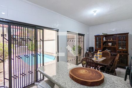 Casa à venda com 420m², 4 quartos e 4 vagasCozinha
