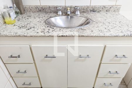 Casa à venda com 420m², 4 quartos e 4 vagasBanheiro da suíte 1