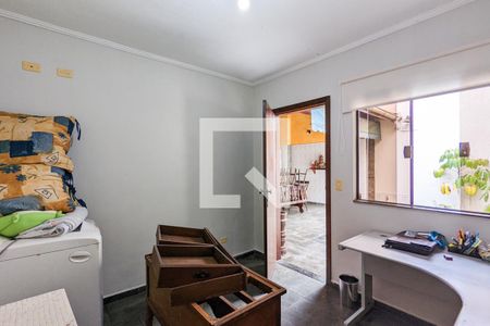 Casa à venda com 420m², 4 quartos e 4 vagasQuarto de serviço