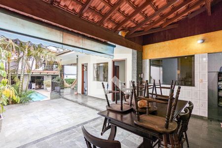 Casa à venda com 420m², 4 quartos e 4 vagasChurrasqueira