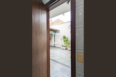 Casa à venda com 420m², 4 quartos e 4 vagasBanheiro