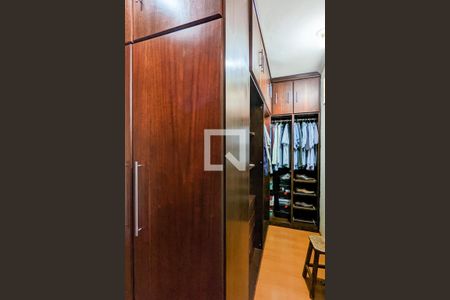 Casa à venda com 420m², 4 quartos e 4 vagasCloset da suíte 1