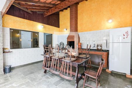 Casa à venda com 420m², 4 quartos e 4 vagasChurrasqueira