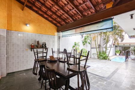 Casa à venda com 420m², 4 quartos e 4 vagasChurrasqueira