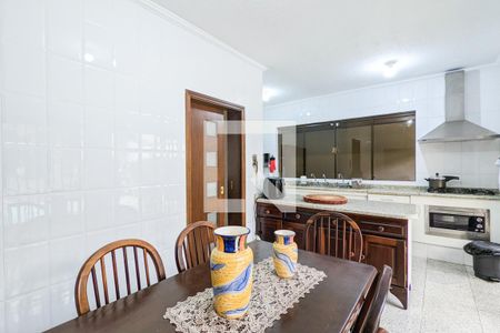 Casa à venda com 420m², 4 quartos e 4 vagasCozinha