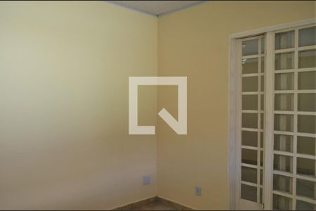 Casa para alugar com 45m², 1 quarto e sem vaga