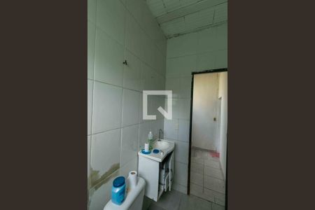 Casa à venda com 1000m², 4 quartos e sem vagaBanheiro casa 1