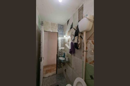 Casa à venda com 1000m², 4 quartos e sem vagaBanheiro casa 3