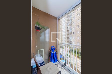 Varanda de apartamento à venda com 2 quartos, 68m² em Vila Cunha Bueno, São Paulo