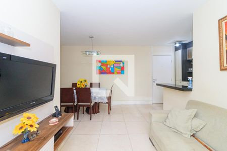 Sala de apartamento à venda com 2 quartos, 68m² em Vila Cunha Bueno, São Paulo