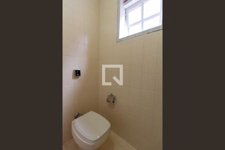 Lavabo de casa à venda com 2 quartos, 200m² em Vila Indiana, São Paulo