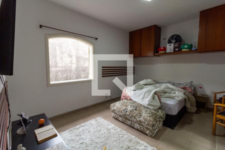 Casa à venda com 200m², 2 quartos e 2 vagasQuarto 2 Suíte