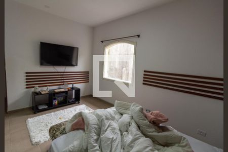 Casa à venda com 200m², 2 quartos e 2 vagasQuarto 2 Suíte