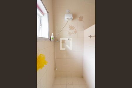 Casa à venda com 200m², 2 quartos e 2 vagasBanheiro Suíte 1