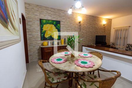 Sala de jantar de casa à venda com 2 quartos, 200m² em Vila Indiana, São Paulo