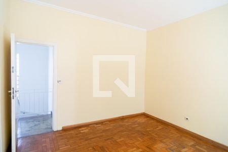 Casa para alugar com 300m², 3 quartos e 2 vagas Casa para alugar com 300m², 3 quartos e 2 vagasQuarto 2