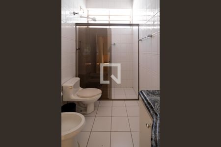 Casa para alugar com 300m², 3 quartos e 2 vagas Casa para alugar com 300m², 3 quartos e 2 vagasBanheiro Quarto 3 - Suíte