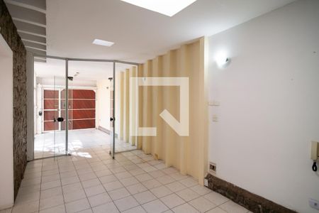Casa para alugar com 300m², 3 quartos e 2 vagas Casa para alugar com 300m², 3 quartos e 2 vagasGaragem
