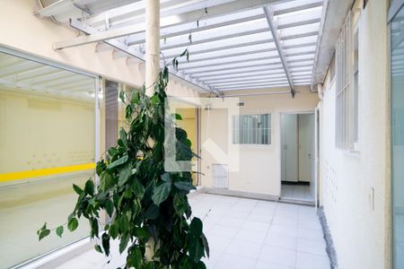 Casa para alugar com 300m², 3 quartos e 2 vagas Casa para alugar com 300m², 3 quartos e 2 vagasÁrea Externa